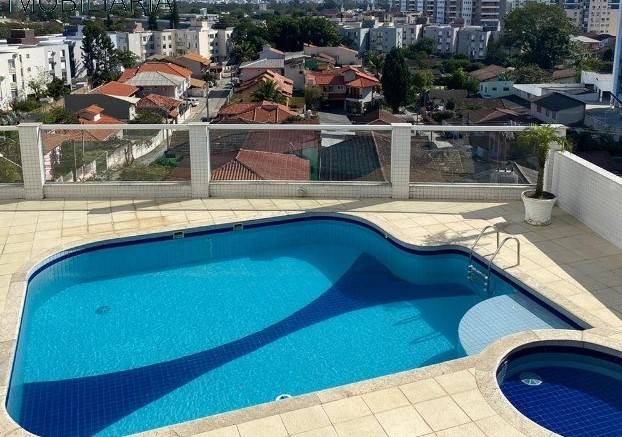Maison-du-Flamboyant-Piscina
